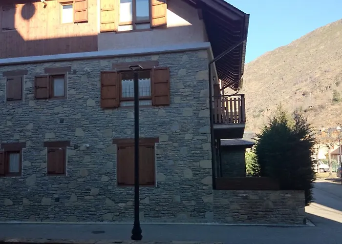 - Edifici Montardo Apartment